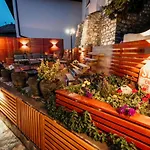 Stories Free Parking *