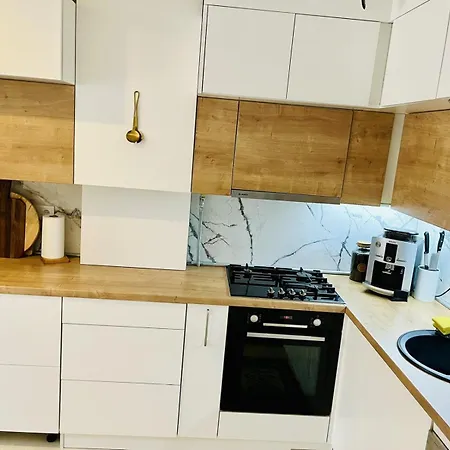 Stories Free Parking *