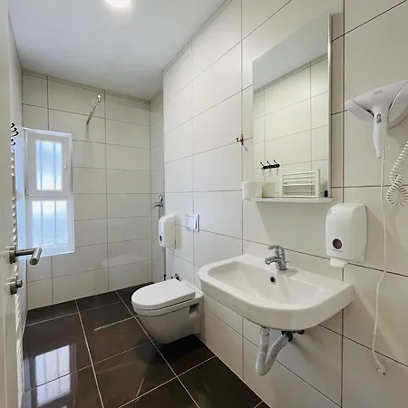 Stories Free Parking *