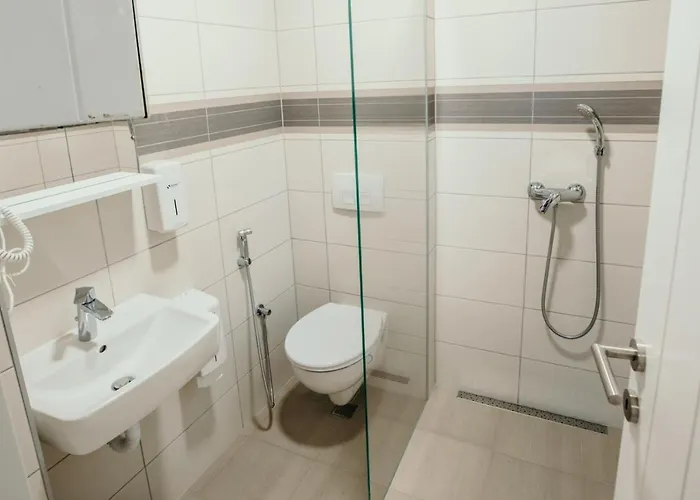 Stories Free Parking *