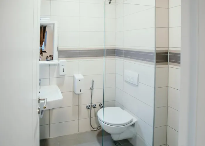 Stories Free Parking *