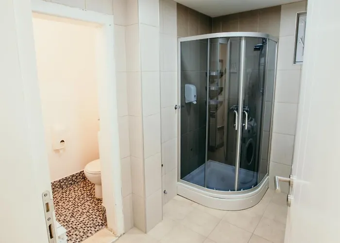 Stories Free Parking アパート *