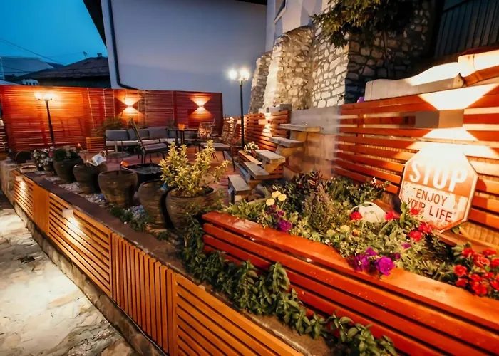 Stories Free Parking *