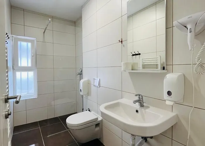 Stories Free Parking *